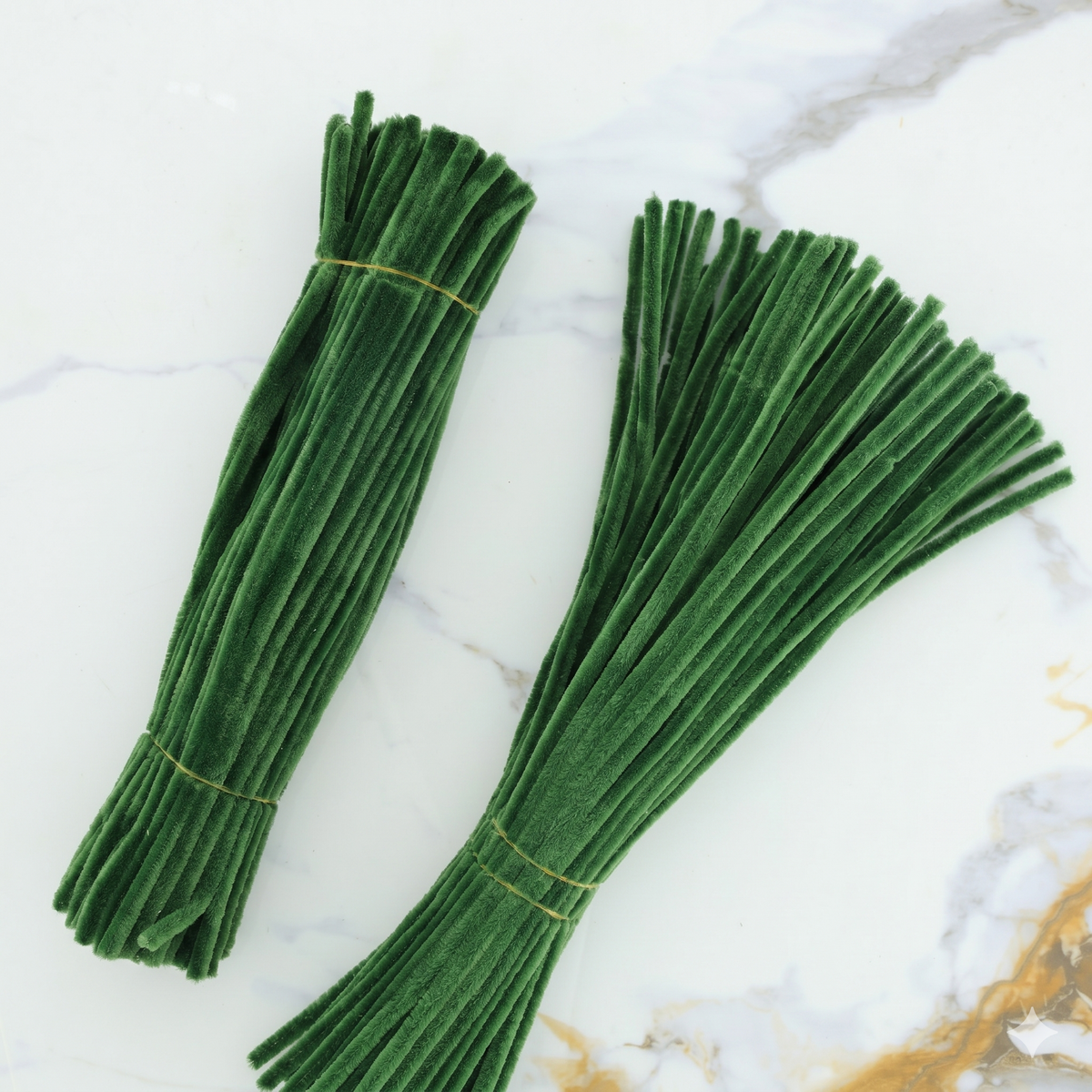 Premium Pipe Cleaners (6-7MM Approx.) (Mehendi Green)