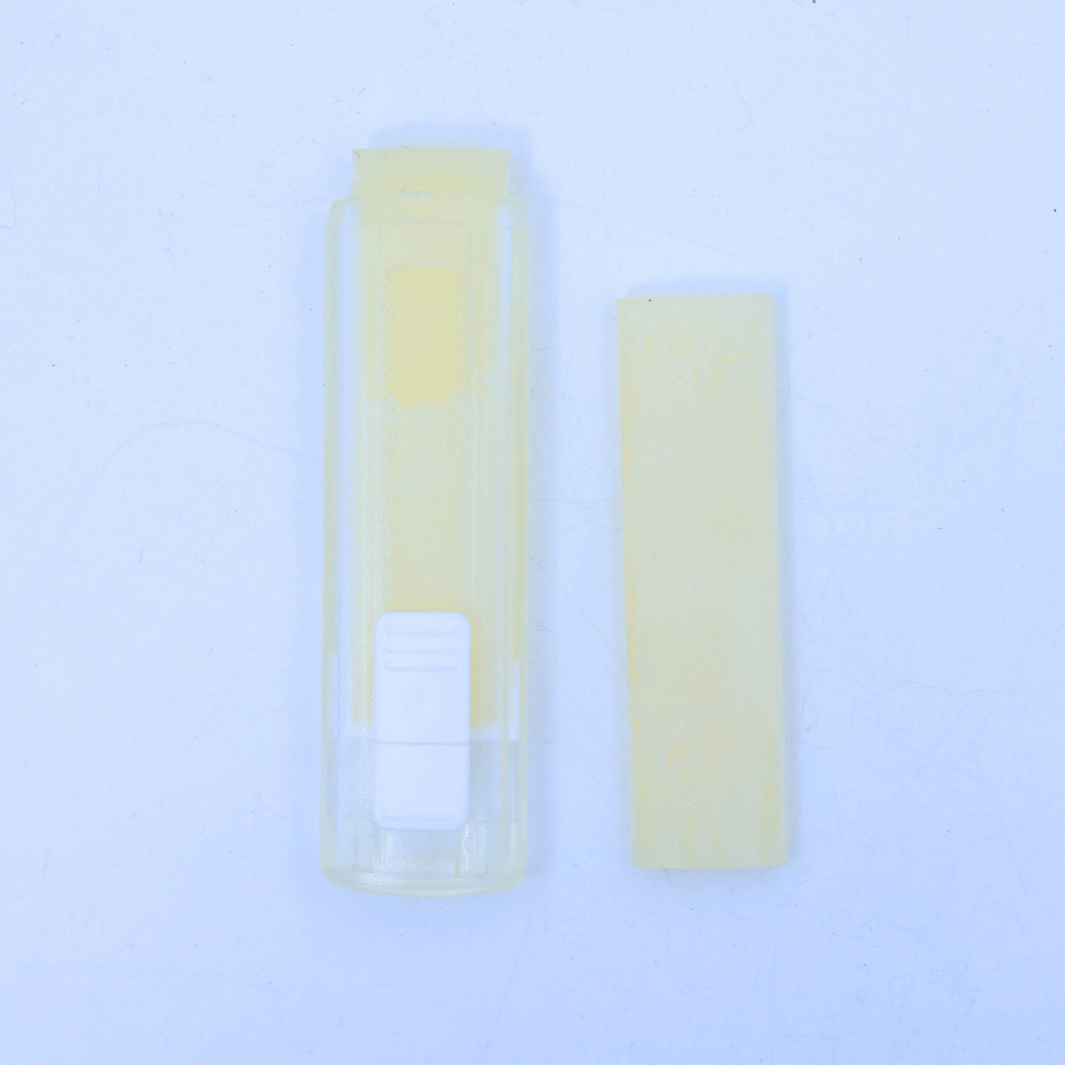 Crafteria STL RAW ERASER PUSH TYPE WITH 1 REFILL/SET
