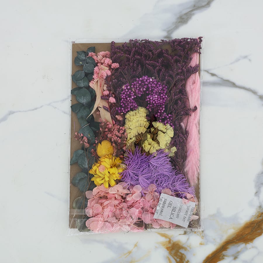 Crafteria Dried Mixed Flower D04