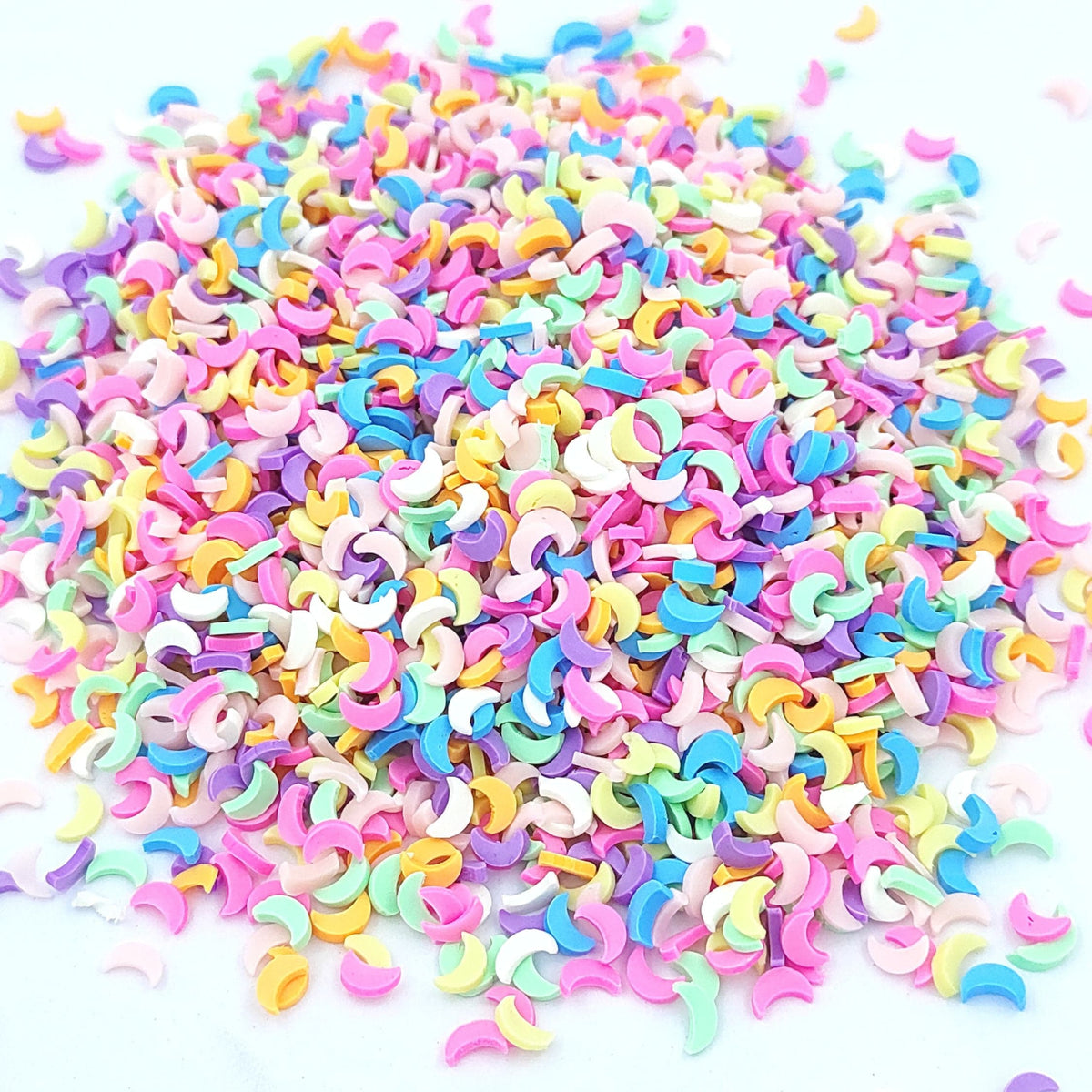 Half Moon Mix Shape Polymer Chips PCH25021